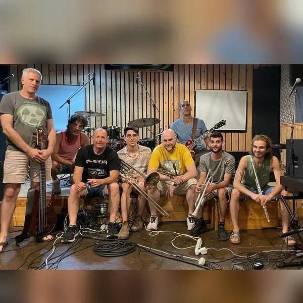 פוסטר של SECOND OPINION - Nine Voices. One Sound